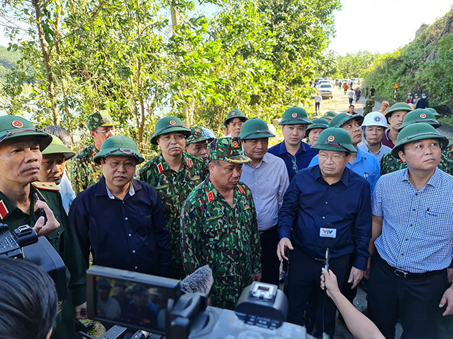 Sạt lở vùi lấp hơn 50 người ở Quảng Nam: Đã tìm thấy thi thể cả 8 nạn nhân ở xã Trà Vân - 6