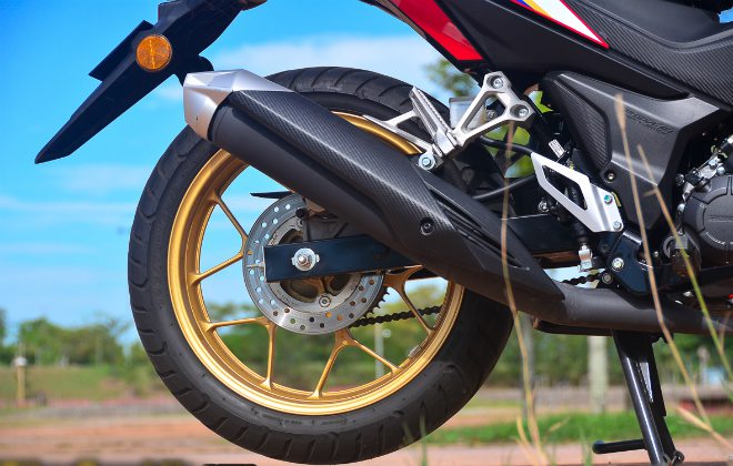 2020 Honda RS150R V2 vận hành mượt mà, thiết kế khác Winner X - 12