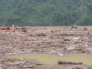 Tin tức trong ngày - Sạt lở kinh hoàng ở Trà Leng: Tìm thấy thêm 1 thi thể cách hiện trường 2km