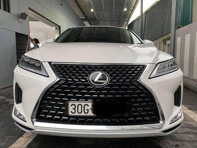 Lexus RX 300 2020 &#34;chạy lướt&#34; bán lại rẻ hơn 180 triệu đồng - 2