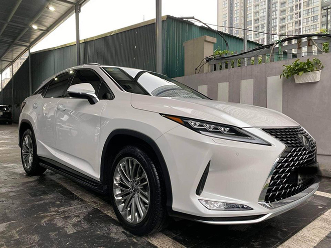 Lexus RX 300 2020 &#34;chạy lướt&#34; bán lại rẻ hơn 180 triệu đồng - 1