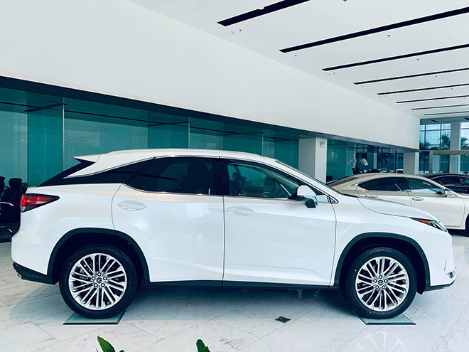 Lexus RX 300 2020 &#34;chạy lướt&#34; bán lại rẻ hơn 180 triệu đồng - 5