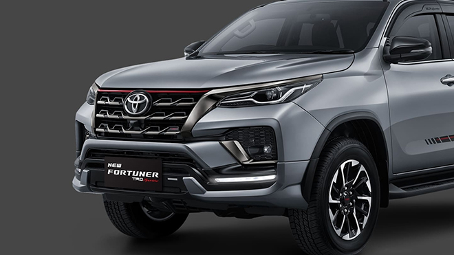 Toyota Fortuner TRD Sportivo 2021 ra mắt, giá khoảng 1,1 tỷ đồng - 2