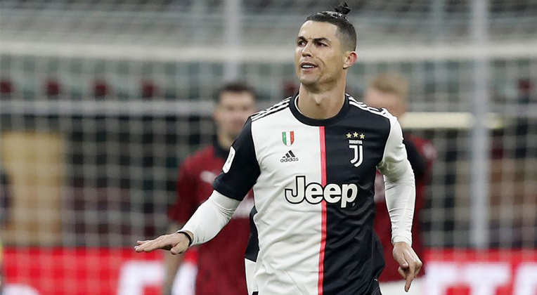 “Lão tướng” đại chiến: Ibrahimovic có thực sự xuất sắc hơn Ronaldo? - 12