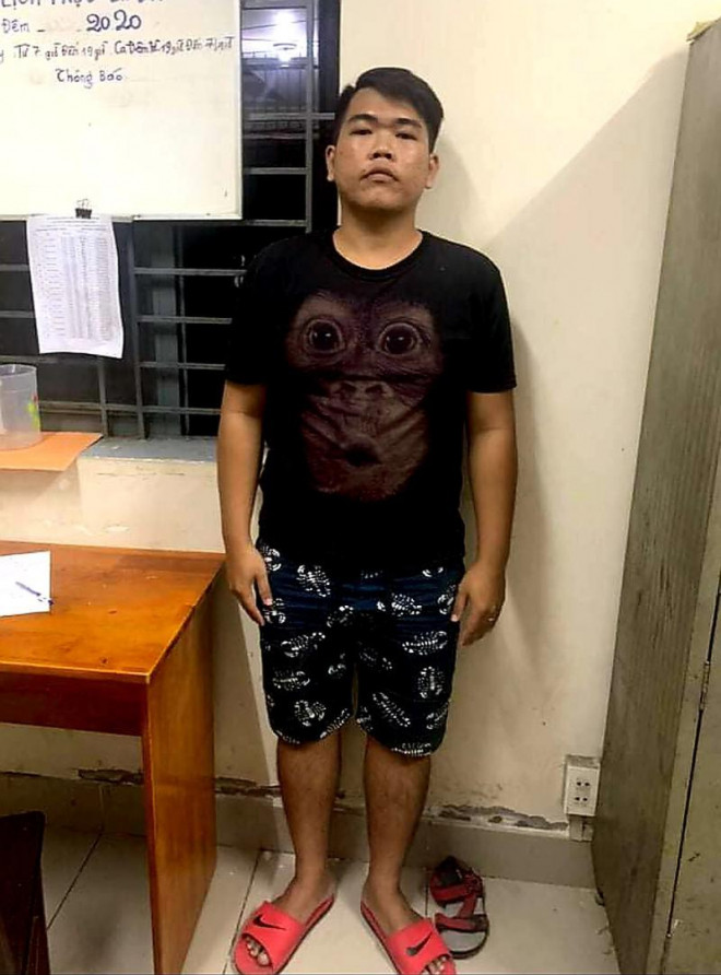 Hồ Thanh Linh, 16 tuổi bị công an bắt giữ. Ảnh: CA