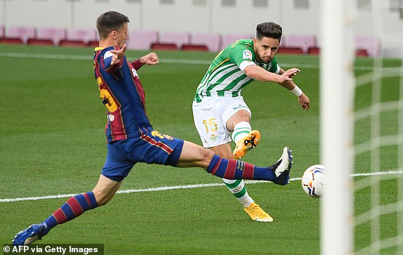 Trực tiếp bóng đá Barcelona - Betis: Bàn thắng thứ 5 dễ dàng (Hết giờ) - 1