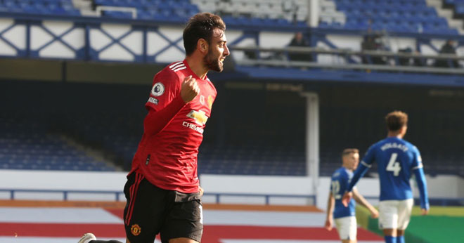 Bruno Fernandes lập cú đúp bàn thắng cùng 1 đường kiến tạo giúp MU thắng ngược Everton ở Goodison Park