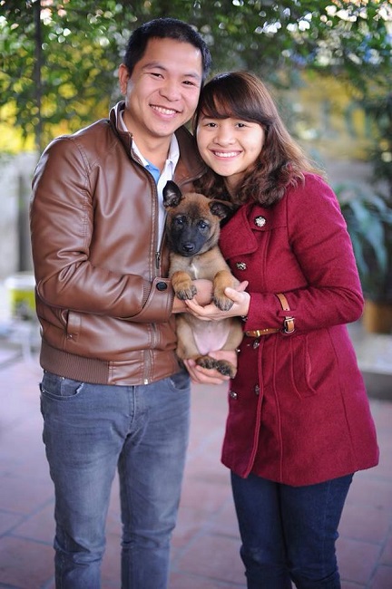 Chú chó béc Bỉ đầu tiên anh Hà mua tặng vợ nặng chừng 4kg có giá 18 triệu đồng.