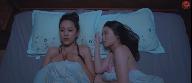 Trong phim, Linh Miu có một cảnh hôn đồng giới với con gái của daddy thu hút sự chú ý của người xem.
