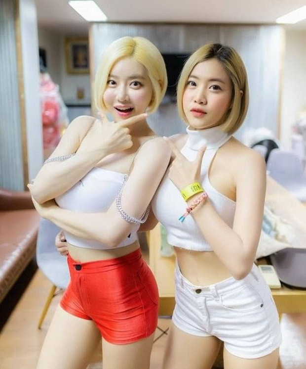 Người đẹp Thái Lan chụp hình cùng DJ nổi tiếng Hàn Quốc cho thấy vẻ ngoài tương đồng.
