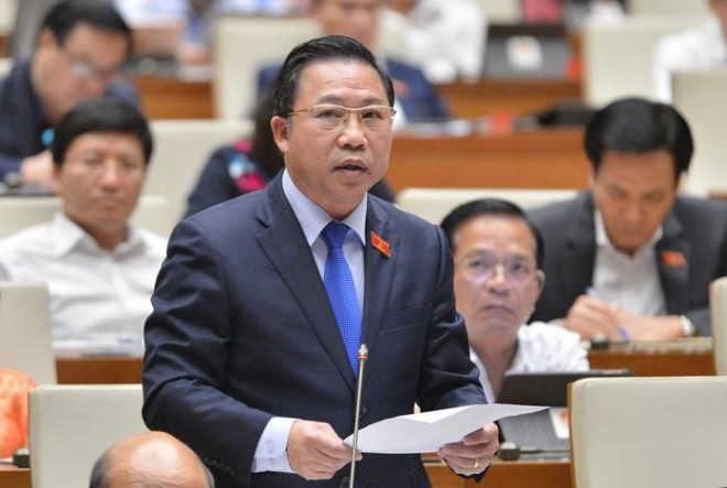Đại biểu Lưu Bình Nhưỡng - Đoàn ĐBQH tỉnh Bến Tre, phát biểu tại Quốc hội