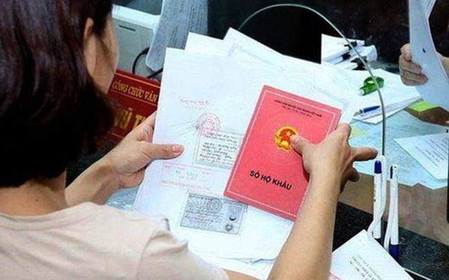 Chính thức “khai tử” sổ hộ khẩu vào năm 2022. Ảnh minh họa