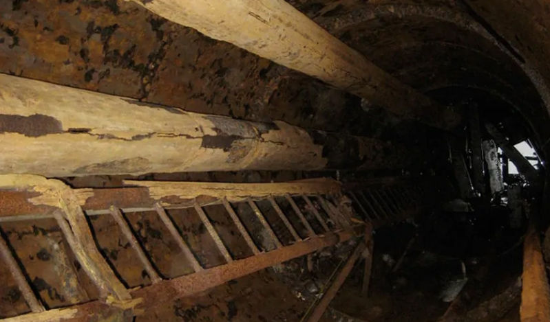 Những địa điểm bí ẩn và đáng sợ nhất xứ sở lá phong - 6