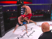 Thể thao - &quot;Siêu phẩm&quot; gối bay đẹp như phim khiến “Gorilla MMA” bị hạ đo ván