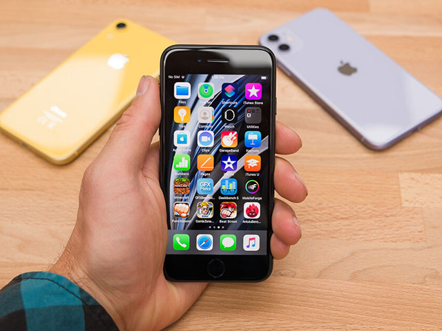 Ba mẫu iPhone đáng mua nhất cho người hạn chế ngân sách
