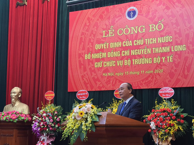 Thủ tướng Nguyễn Xuân Phúc giao nhiệm vụ cho tân Bộ trưởng và ngành y tế