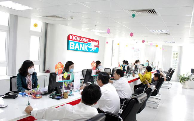 Ngân hàng Kiên Long “giành” vị trí quán quân nợ xấu trong hệ thống ngân hàng Việt do ôm phải 176 triệu cổ phiếu của Sacombank.