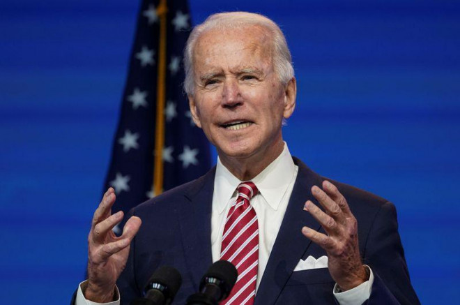 Ông Biden phát biểu về nền kinh tế Mỹ sau một cuộc họp ngắn với các cố vấn kinh tế ở TP Wilmington, bang Delaware hôm 16-11. Ảnh: Reuters