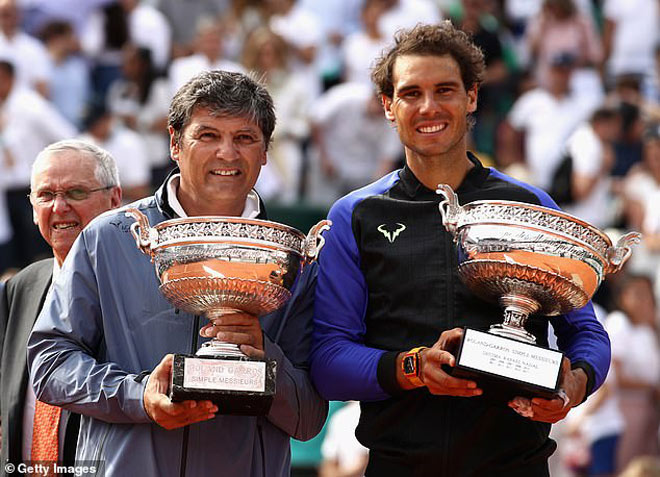 Chú Toni Nadal là người góp công không nhỏ vào sự nghiệp tennis lẫy lừng của người cháu Rafael Nadal