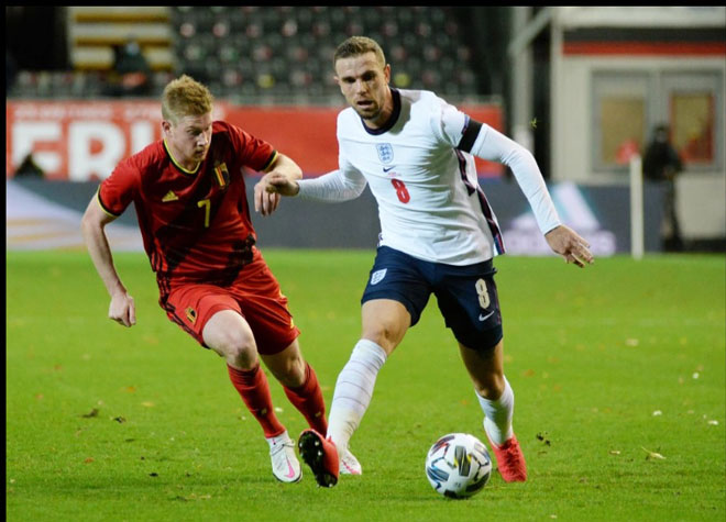 Henderson rời sân chỉ sau 45 phút&nbsp; thi đấu với ĐT Bỉ