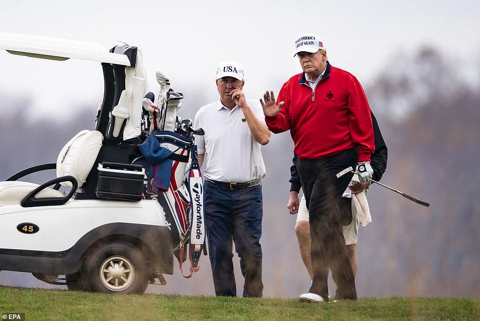 Trong vài tuần gần đây, ông Trump hay tới địa điểm chơi golf quen thuộc vào cuối tuần.