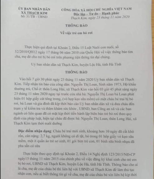 UBND xã Thạch Kim thông báo về việc người dân phát hiện cháu bé bị bỏ rơi. Ảnh: Công an xã Thạch Kim