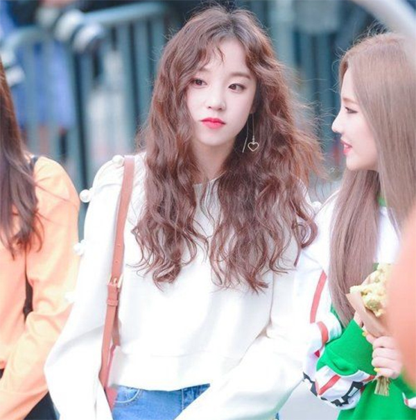 15 kiểu tóc gợn sóng đẹp hút mắt được yêu thích nhất hiện nay - 11