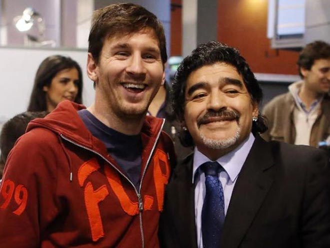 Messi ngày còn trẻ bên cạnh Maradona