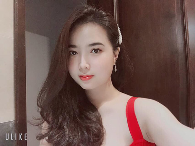 Cô nàng được nhận xét là xinh chẳng kém hot girl