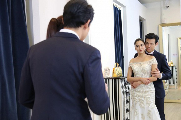 Tôi với vợ cùng có một cuộc sống giàu sang, sung túc. (Ảnh minh họa)