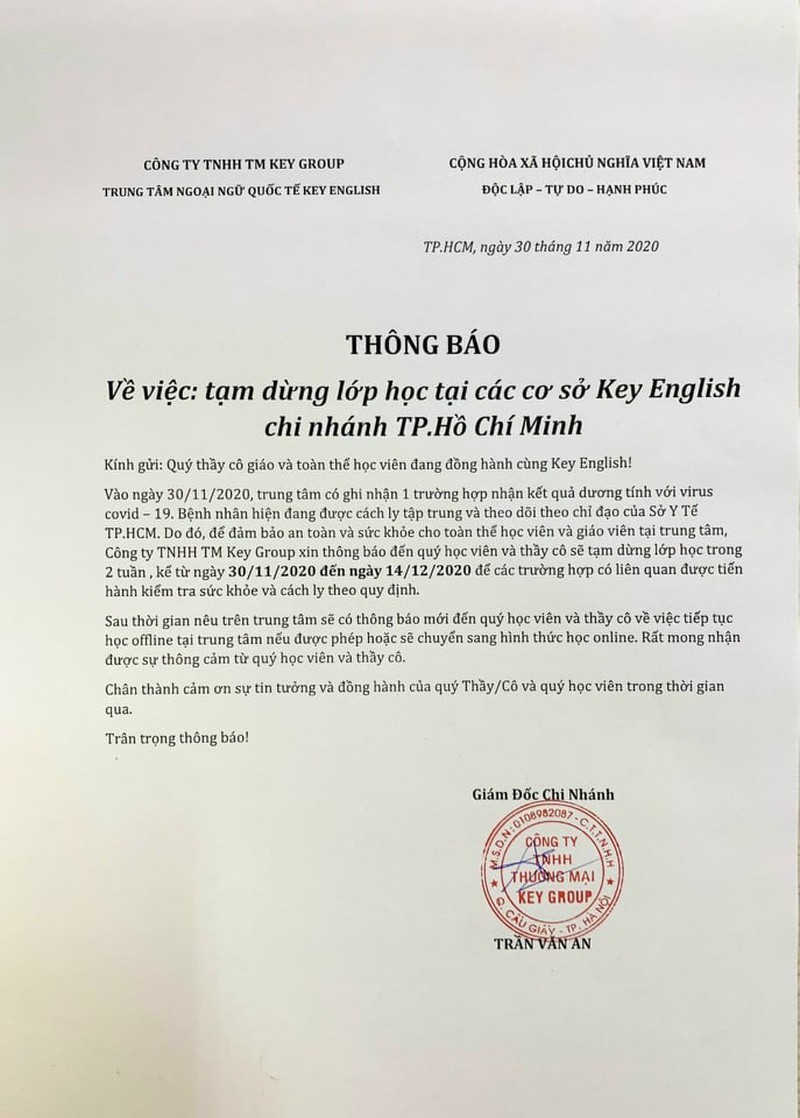 &nbsp;Trung tâm Anh ngữ Key English thông báo tạm dừng lớp học trong 2 tuần. Ảnh: HL