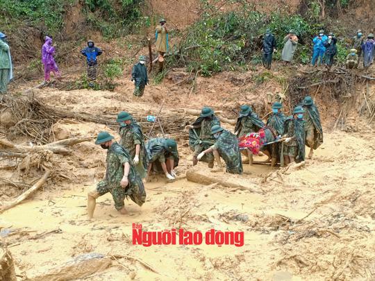 Hiện trường tìm thấy thi thể 2 người đàn ông xã Quảng Châu bị vùi lấp tại khu vực rừng Thác Voi