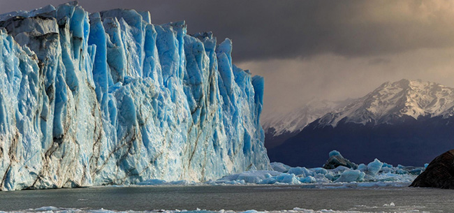 Vườn quốc gia Los Glaciares, Argentina:&nbsp;Sông băng Perito Moreno, nằm trong Vườn quốc gia Los Glaciares của Argentina, là một trong những sông băng duy nhất trên thế giới đang phát triển thay vì thu hẹp.&nbsp;
