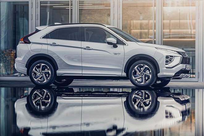 Mitsubishi Eclipse Cross 2021 ra mắt, SUV cỡ trung giá từ 562 triệu đồng - 5