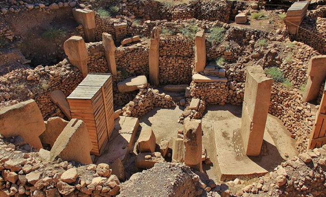 Gobekli Tepe, Thổ Nhĩ Kỳ: Ngôi đền ấn tượng này được tạo thành từ ít nhất 200 cây cột, hàng chục bức tượng đá có chạm khắc các loài động vật khác nhau.
