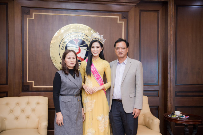 Những bức ảnh gây sốt của Hoa hậu Việt Nam Đỗ Thị Hà - 1