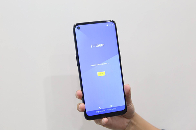 Hệ thống loa kép trên OnePlus Nord N10 5G cho âm thanh sống động, trải nghiệm xem video hay chơi game đều khá ấn tượng.
