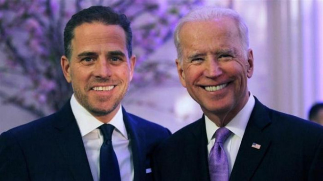 Hunter Biden được coi là "gót chân Achilles" của ông Biden vì cuộc sống và sự nghiệp khá phức tạp