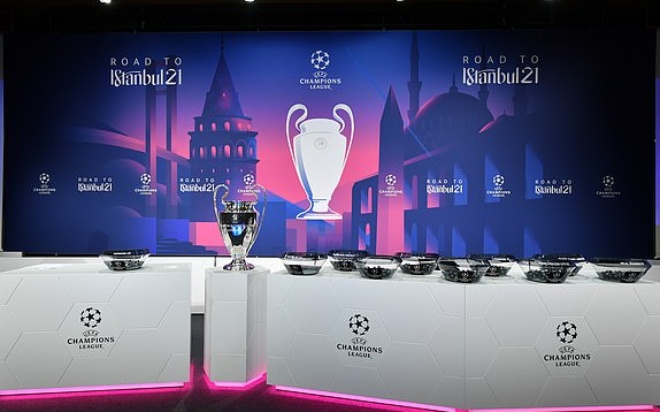 Khung cảnh ở địa điểm bốc thăm vòng knock-out Champions League, Europa League