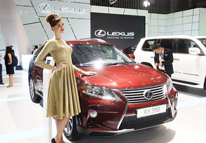 Lexus: “Khi cá chép vượt vũ môn hoá rồng” - 34