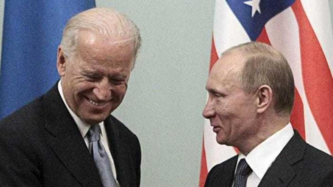 Tổng thống Nga Vladimir Putin chúc mừng tân Tổng thống Mỹ Joe Biden