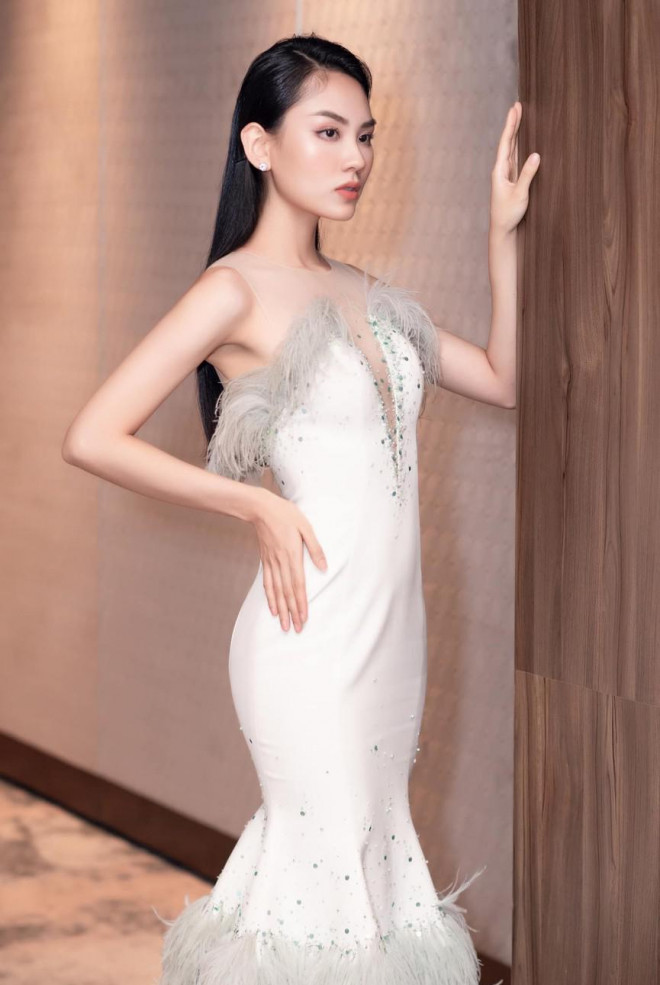 Người đẹp Nhân ái Huỳnh Nguyễn Mai Phương: Khi nhẹ nhàng như sương mai, khi sexy biến hóa - 11