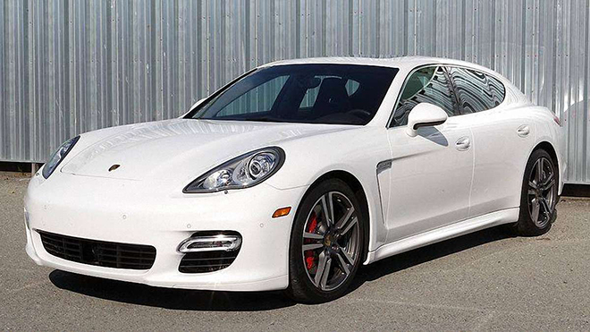 Porsche Panamera chạy 200km rao bán lại với giá &#34;sốc&#34; - 7