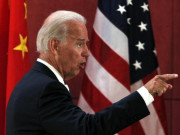 Thế giới - Quan chức của ông Trump bày cách cho ông Biden &quot;cứng&quot; với TQ