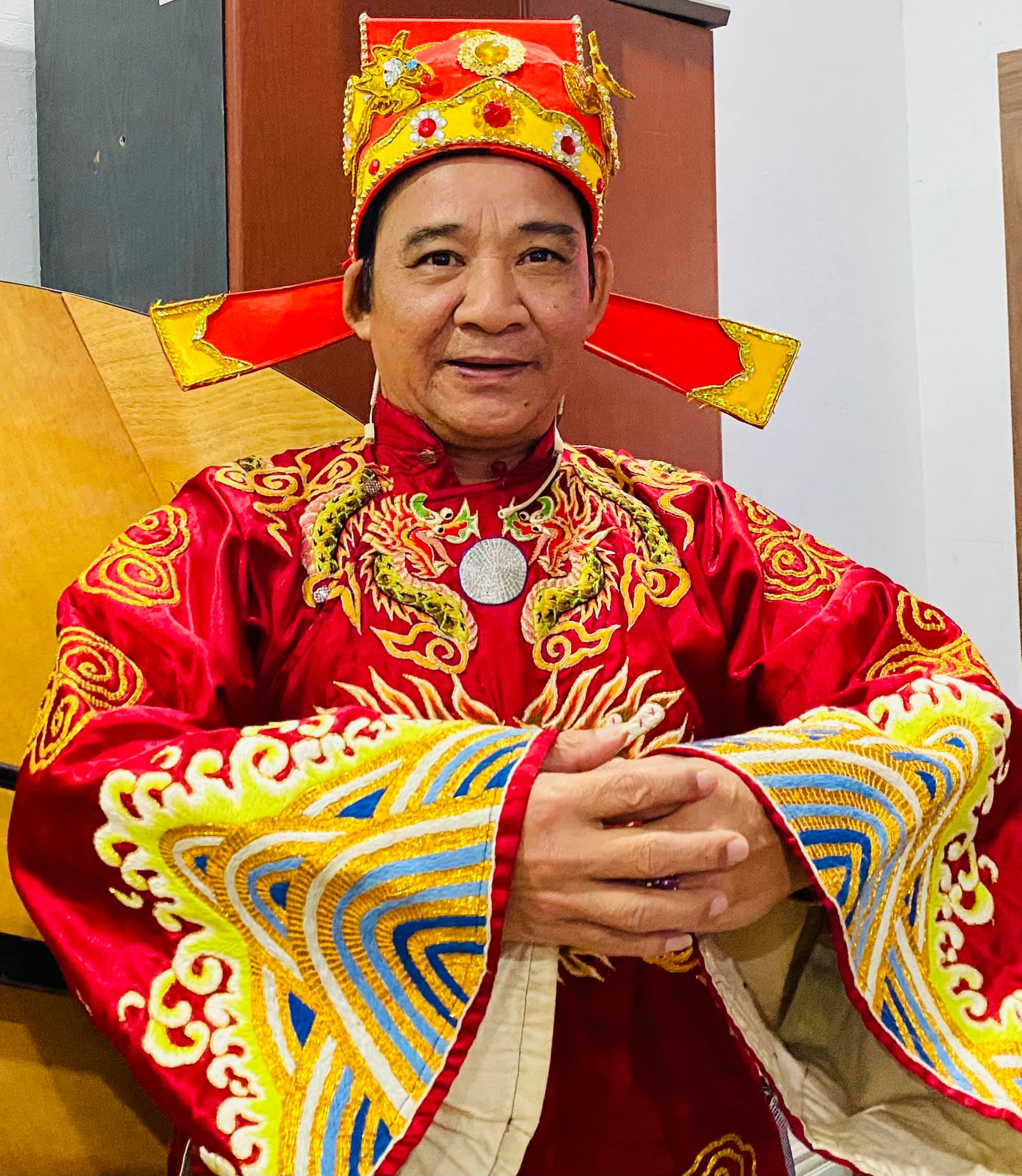 Nghệ sĩ Quang Tèo trong trang phục Táo quân