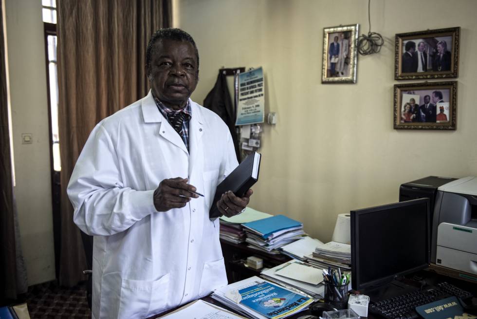 Jean Jacques Muyembe Tamfum – một trong những nhà khoa học đầu tiên phát hiện ra virus Ebola (ảnh: CNN)