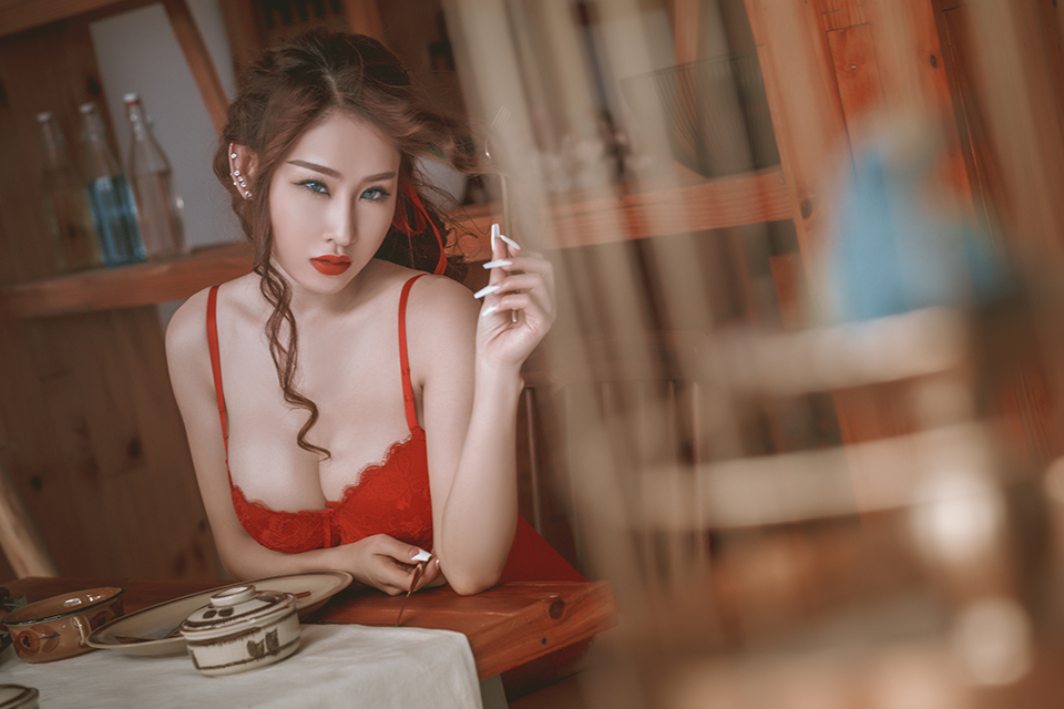 &#34;DJ sexy nhất Việt Nam&#34; khiến đàn ông ngại tiếp xúc vì quá nóng bỏng - 5