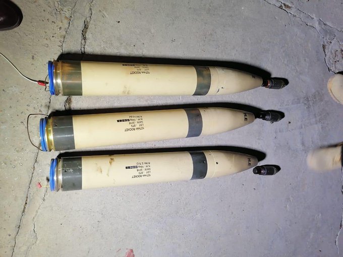 Bức ảnh những quả đạn rocket được ông Trump đăng trên mạng xã hội Twitter.