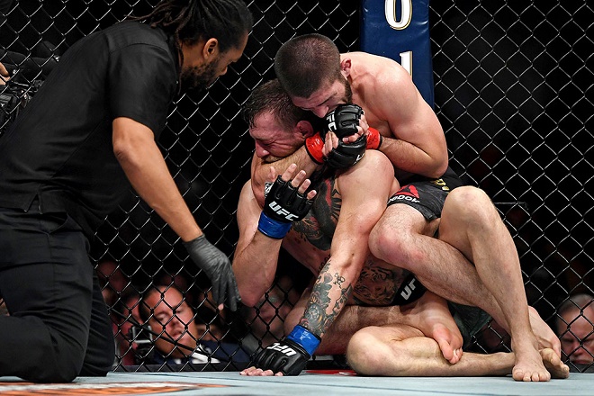 Khabib hạ hục&nbsp;McGregor tại UFC 229 cách đây hơn 2 năm