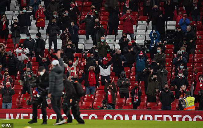 Anfield sẽ đón 2000 CĐV vào sân theo dõi trận Liverpool - West Brom